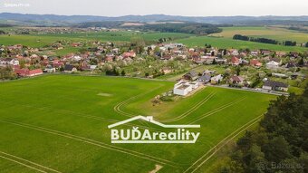 Stavební pozemek 2752 m2 ve Zlíně-Velíkové - 2