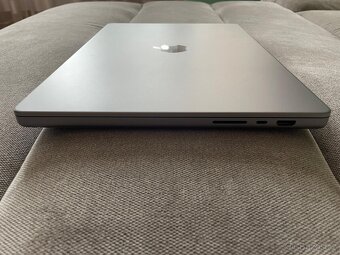 Apple MacBook Pro 16" M1 Pro 32GB v záruce - 2