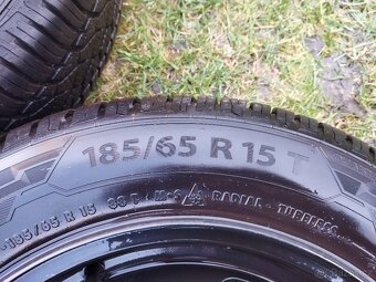 Prodám sadu celoročních pneu 185/65R15 - 2