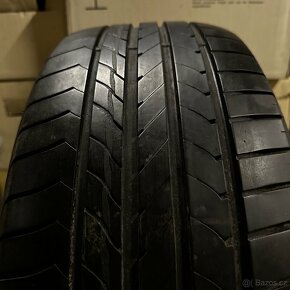 1ks pneu GoodYear 215/50/17 95W - 2
