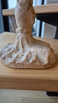 Soška B. Zvěřina - 2