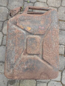 Německý kanystr Wehrmacht 1943 - 2