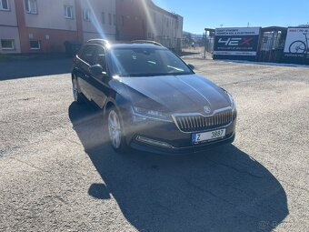 Škoda Superb 3 Combi 4x4 facelift virtual style - 2