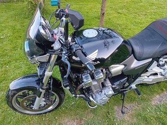 Honda - 2