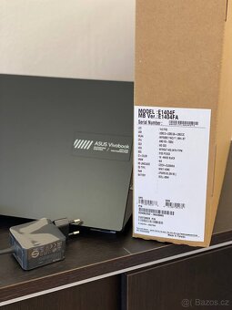 Notebook ASUS VivoBook Go 14 - AMD R3/8GB/512GB/WIN 11 - 2