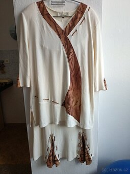 Kostým z jemného úpletu - 2