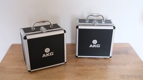 Velkomembránové kondenzátorové mikrofony AKG P420. - 2
