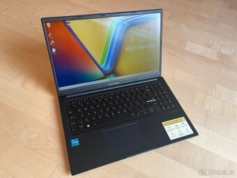 Asus Vivobook 15 X1504ZA-BQ092W - 2