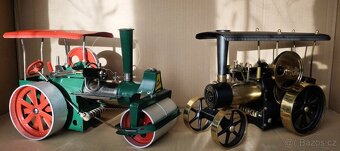 Starý parní válec a traktor WILESCO - 2