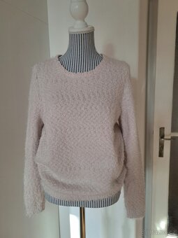 Světle růžový svetr Camaieu, vel. L - 2