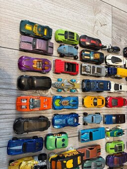Hot Wheels - 2