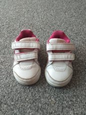 Adidas tenisky pro holčičku vel 19. - 2