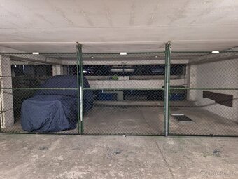 Prodej garážového stání Milevská - 2