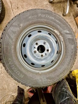 Zimní a letní pneu 225/70/ 15 - 2