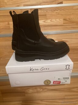 Nove kozene boty - 2