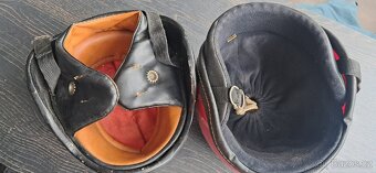 Retro helmy helma - 2
