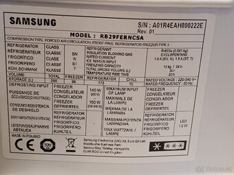 Kombinovaná lednice Samsung RB29FERNCSA - 2