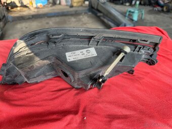 Škoda superb II generace levá mlhovka - 2