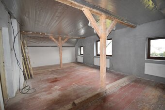 Prodej rodinného domu se zahradou v obci Lipová Lázně - 2