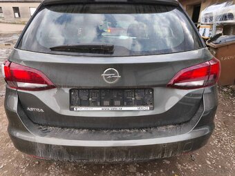 Prodám veškeré náhradní díly Opel Astra K 2019 1.4 turbo. - 2