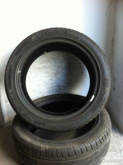 Letni pneu 235/45/18 - 2