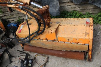 Zetor 7211 příkopová sekačka 2 kusy - 2