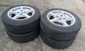 Pneu Good Year 185/60/r14 - 2