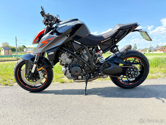KTM 1290 DUKE R - 2