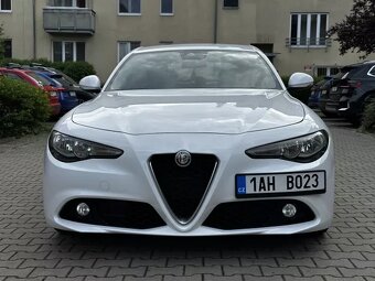 Alfa Romeo Giulia 2.2 JTDM 132kW Super Kůže Navi Automat - 2