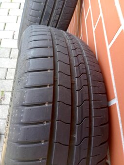 Prodám pneu FALKEN 215/65 R17 99V - 2