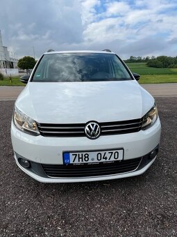 VW Touran, 2.0 tdi, 103kw, 2012, výhřev, digi, parkasist - 2