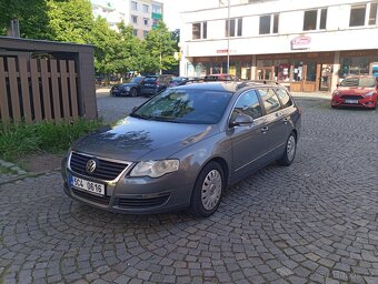 Volkswagen Passat 2.0 TDI Rok 2011 STK do 6/26 - 2