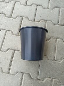Kýble/ květináče - 2