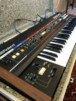 Syntezátor Roland Juno 60 - 2