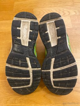 Tebisky zn. Asics, vel. 21,5cm, hraskove zelene - 2