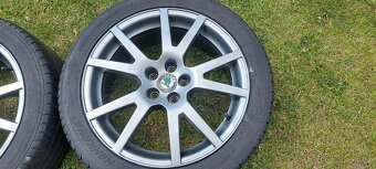 Alu kola Octavia rs spider 5x100 r17. - 2