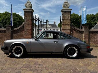 Porsche 911 Carrera 3.2 Coupé - 2