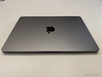 MacBook Air 13" M2 Vesmírně šedý, 8 GB RAM, 256 GB - 2