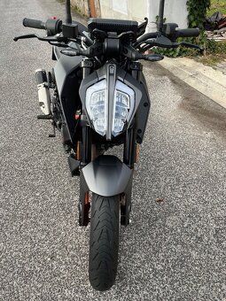 KTM duke 125 r. 2023 - 2
