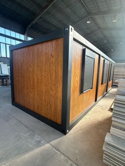 Obytný kontejner PMP o rozměru 3 x 8 m - 2
