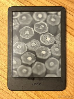 Čtečka Amazon Kindle 11. generace 16GB černá 2 - 2