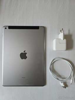 Pad 9.7" 32GB + Cellular (6. gen - 2018) Vesmírně šedá - 2