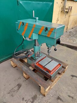 Stolní vrtačka V 10, V13 - 2