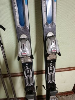 Carvingové lyže a lyžáky - 2