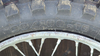 Prodám zadní kolo Jawa 21,23 na terénní závody fichtlů Mitas - 2