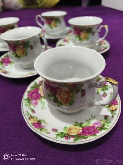 Sada šesti hrníčků a podšálků - květované - 2