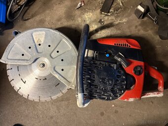 Rozbrušovací pila Dolmar - 2