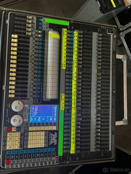 Avolites pearl 2004/2008 - 2