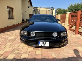 Ford Mustang 2005 4.0 V6 Automat - 2