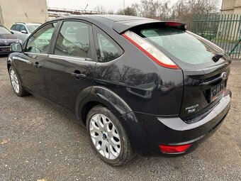 Ford Focus 1.6i 85kw - 2